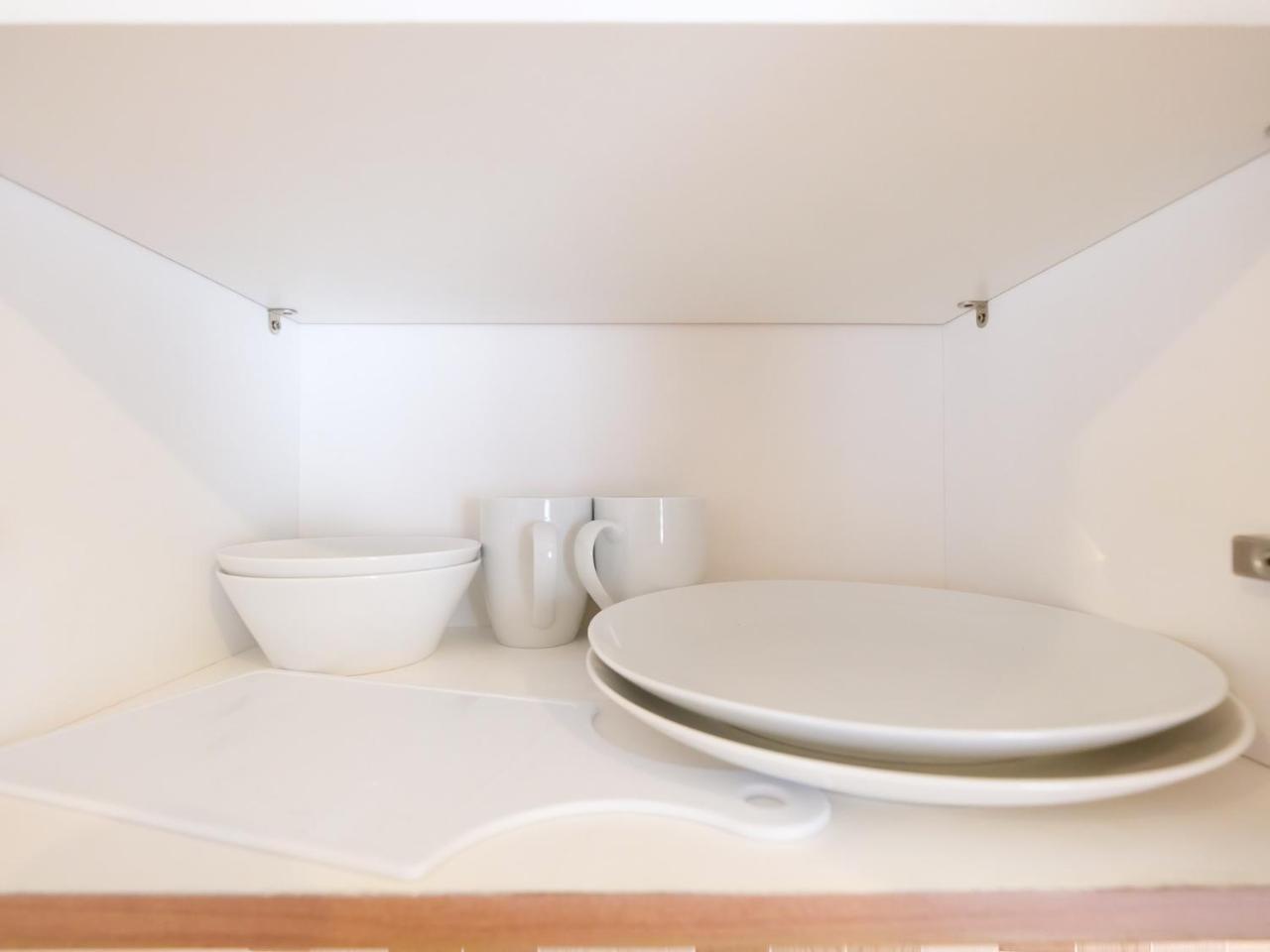 Modern Studio At Green Pramuka City Apartment Near To Shopping Center By Travelio Джакарта Екстер'єр фото